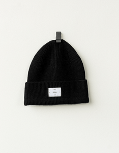 Line Change Ribbed Toque